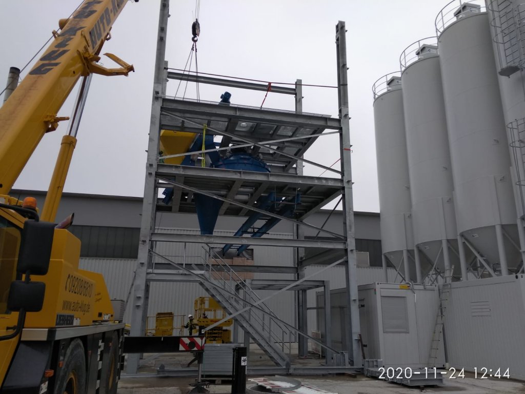 Instalace nové montážní haly, včetně technologie pro výrobu betonu, Pemat - DE
